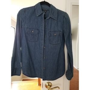 Banana Repubic chambray button down size S